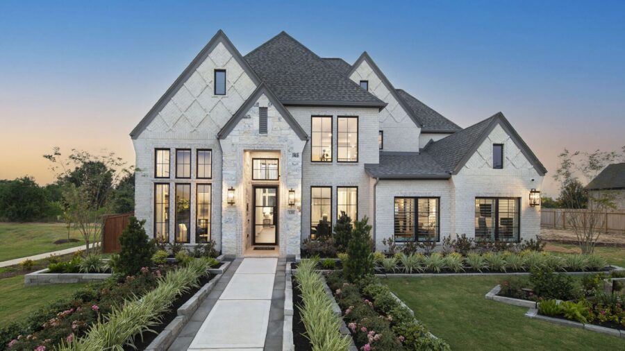 1201EmeraldLakeDrive-01